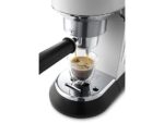 Cafetera Express De'Longhi EC 685, 15 bar, 1350W, 2 Tazas, Boquilla de Vapor, Blanco